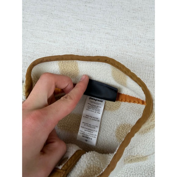 Patagonia Synchilla Fleece Pullover Womens Medium Polka Dot Snap-T Cream Tan - Picture 5 of 7